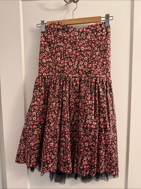 Sound & Matter Floral strapless dress in Pink and Black